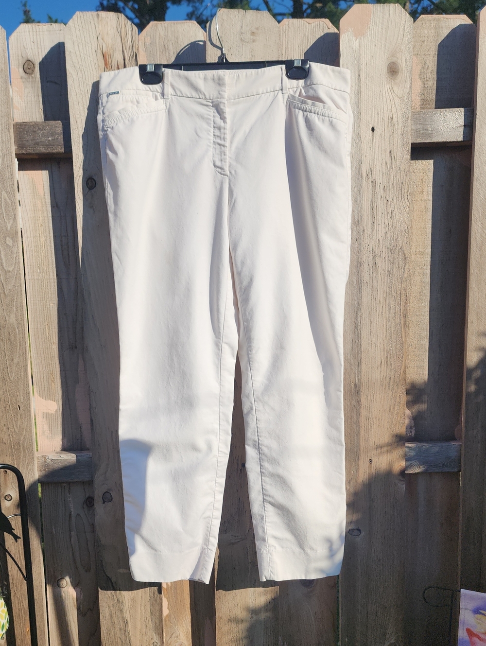 White House Black Market White Women's Slim Ankle Pant